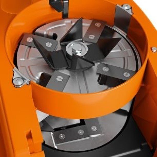 Įvairių paskirčių peiliai Įvairių paskirčių peiliai