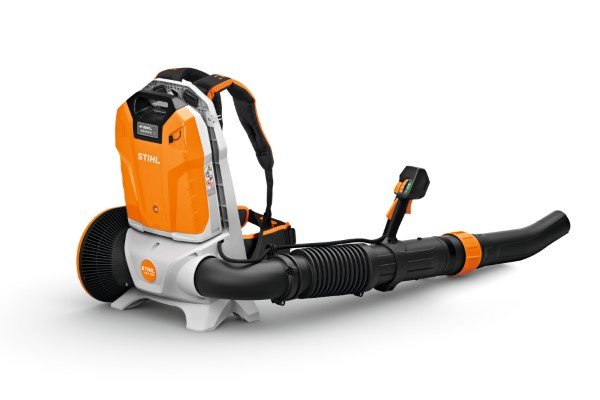 stihl bga 300 putiklis su ar 3000 l akumuliatoriumi ir priedais main 2