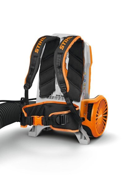 stihl bga 300 putiklis su ar 3000 l akumuliatoriumi ir priedais main 5