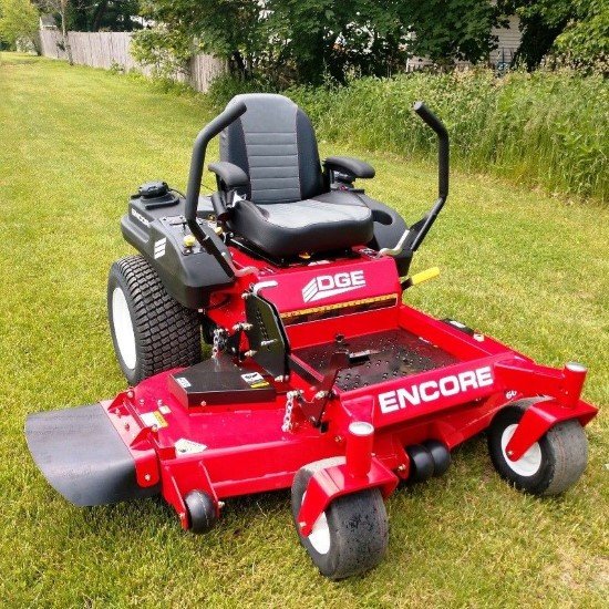 nulinio apsisukimo traktoriukas encore edge 09